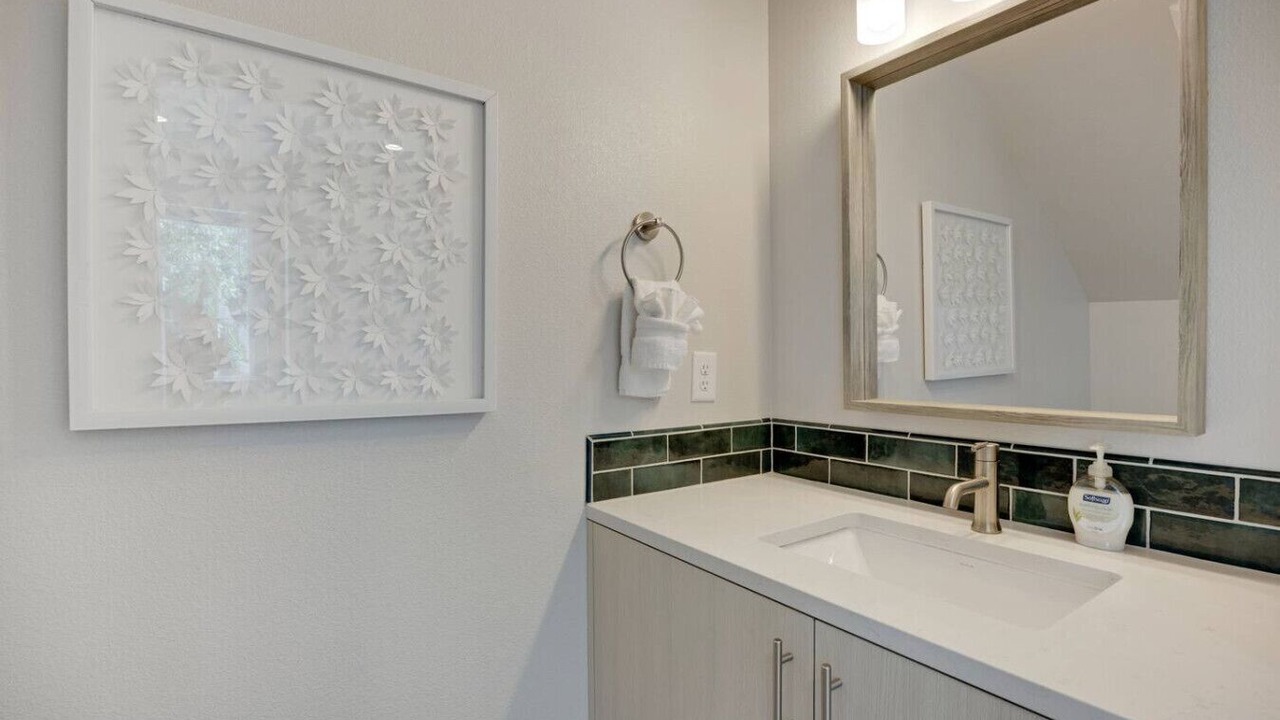 Photo of Bathroom in Old Town North