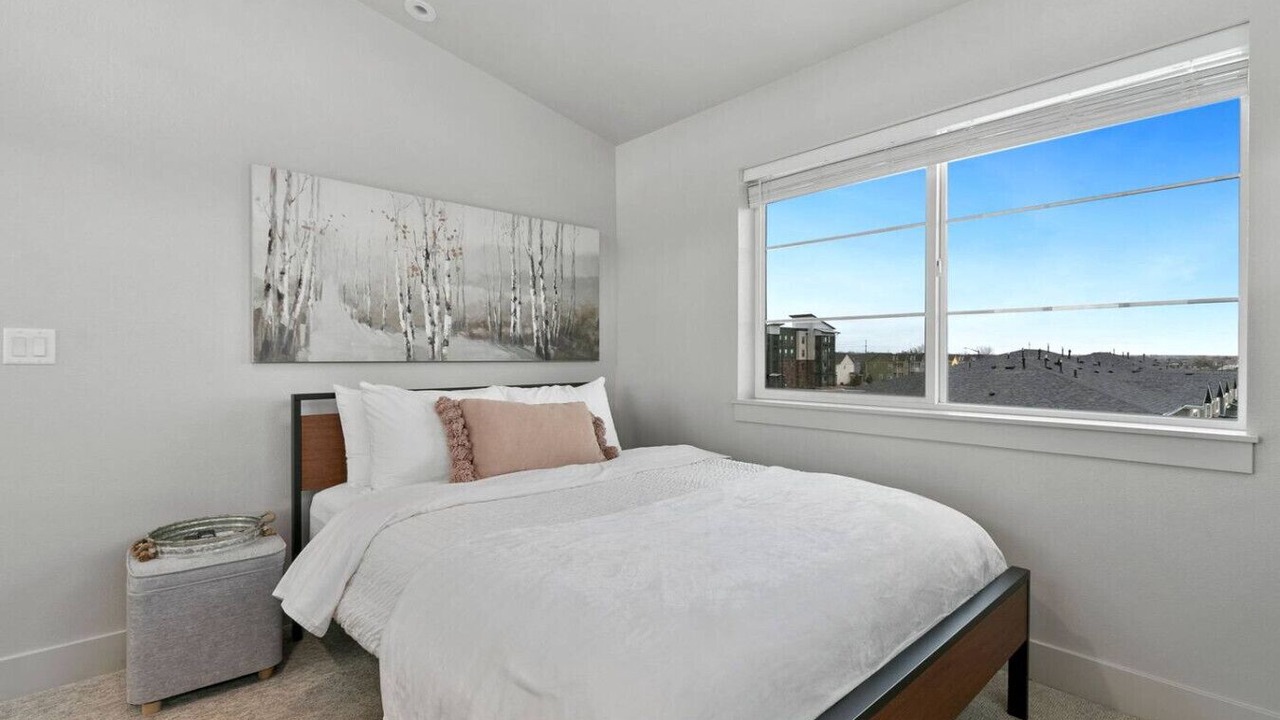 Photo of Bedroom in Old Town North