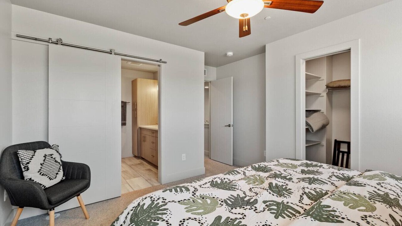 Photo of Bedroom in Old Town North