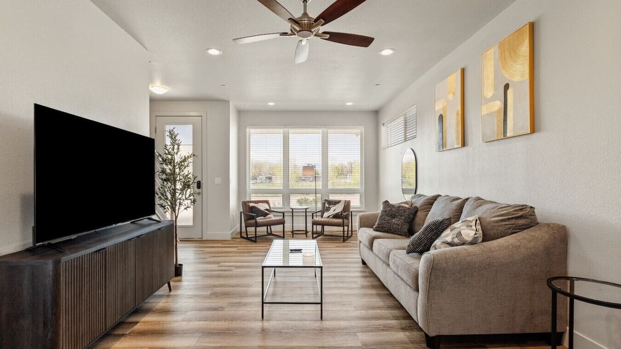 Photo of Livingroom in Old Town North