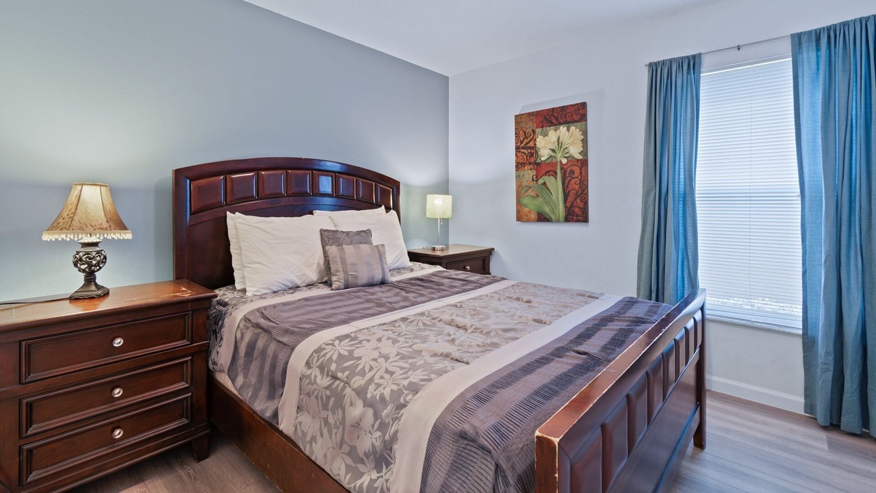 Photo of Bedroom in Windsor Palms