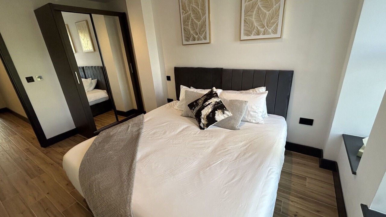 Photo of Others in North Finchley