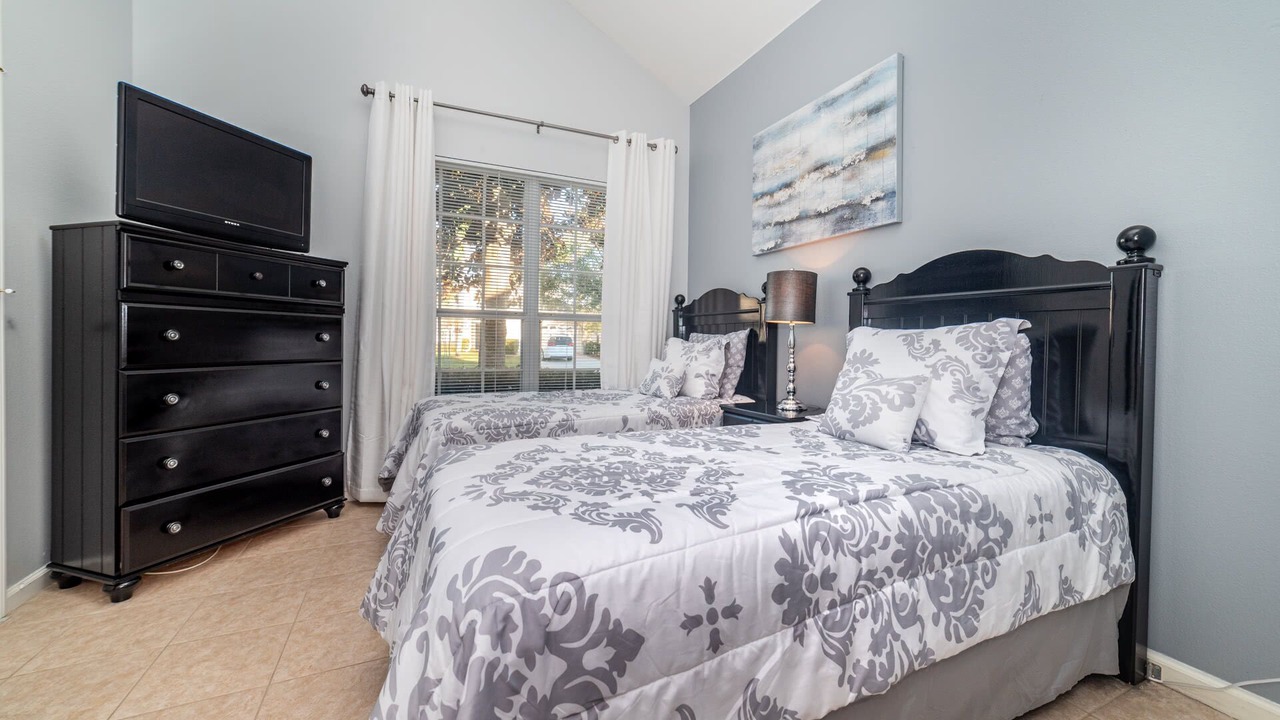 Photo of Bedroom in Windsor Palms