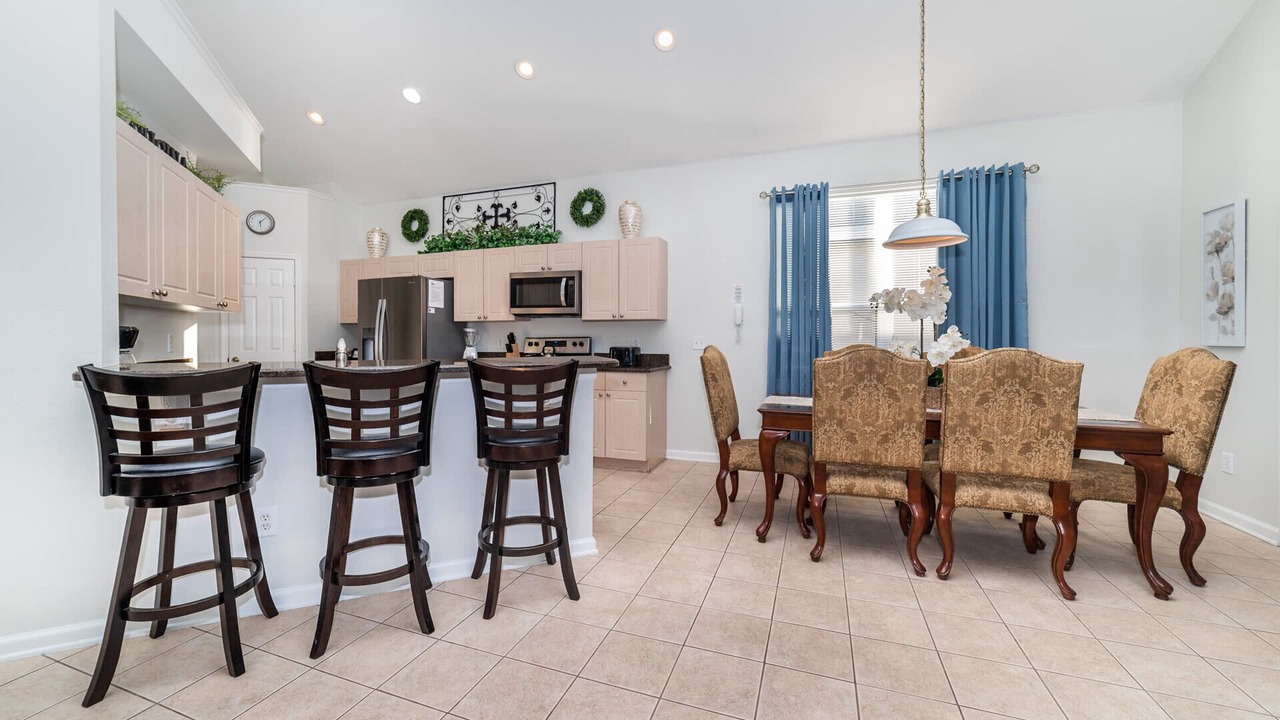 Photo of Others in Windsor Palms