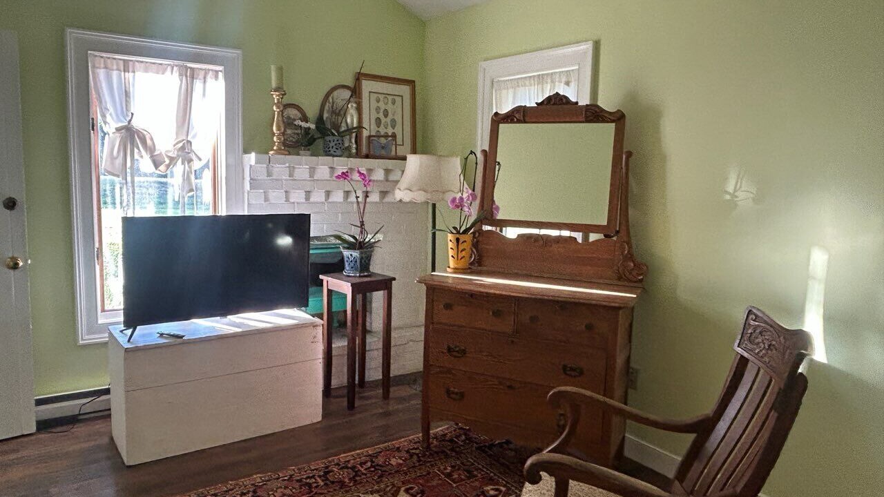 Photo of Livingroom in Scottsville