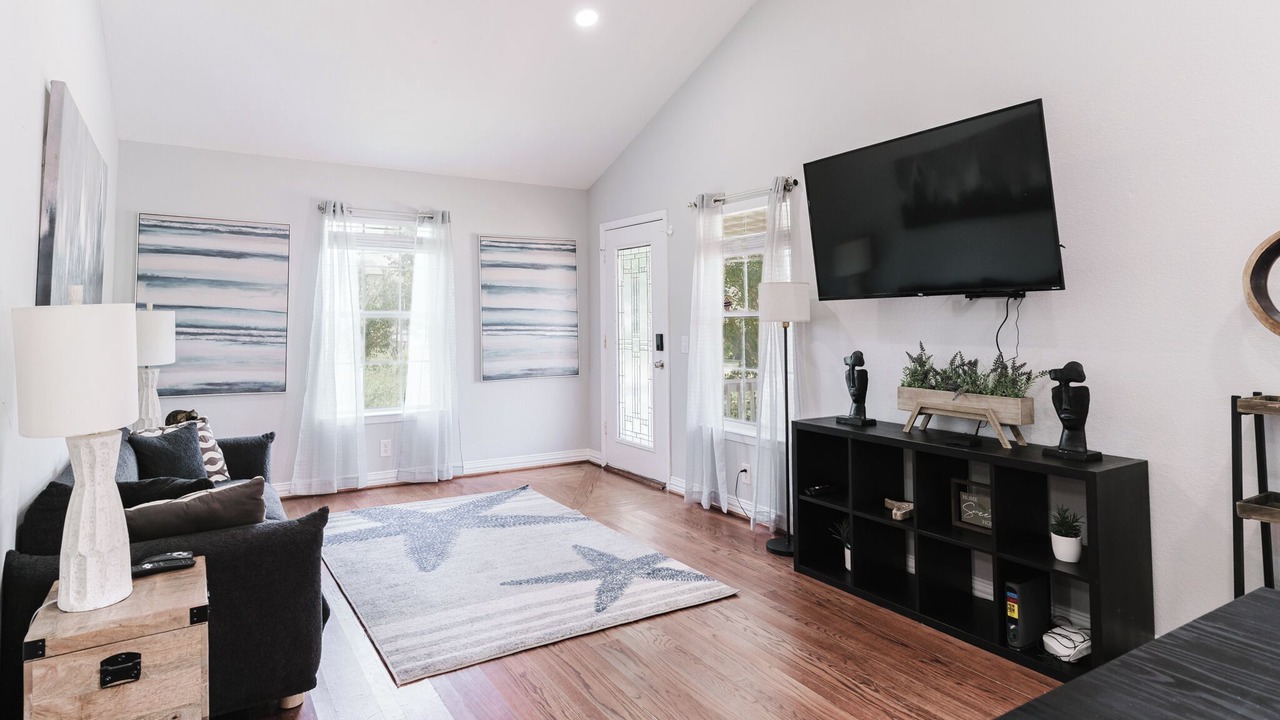 Photo of Livingroom in Old East Dallas