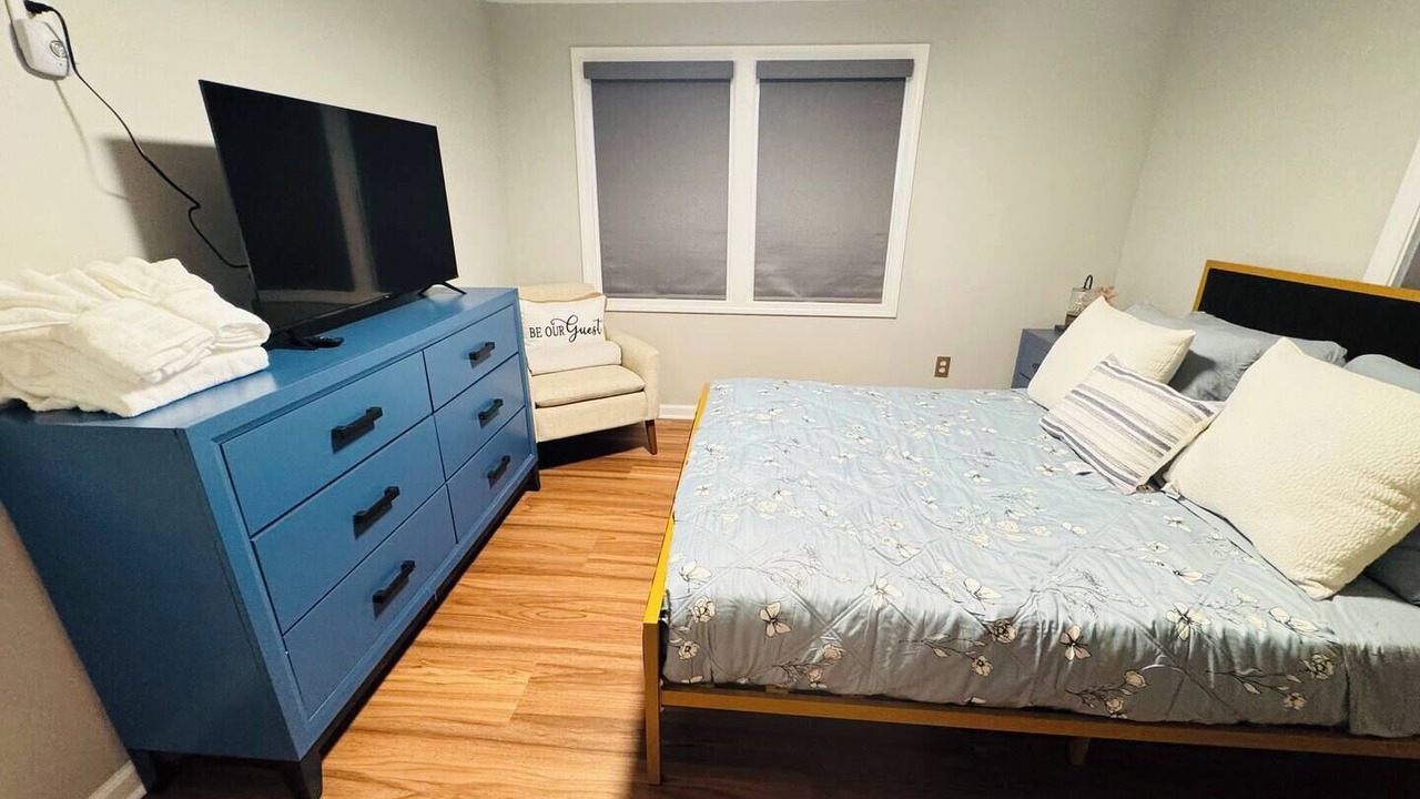 Photo of Bedroom in Clinton