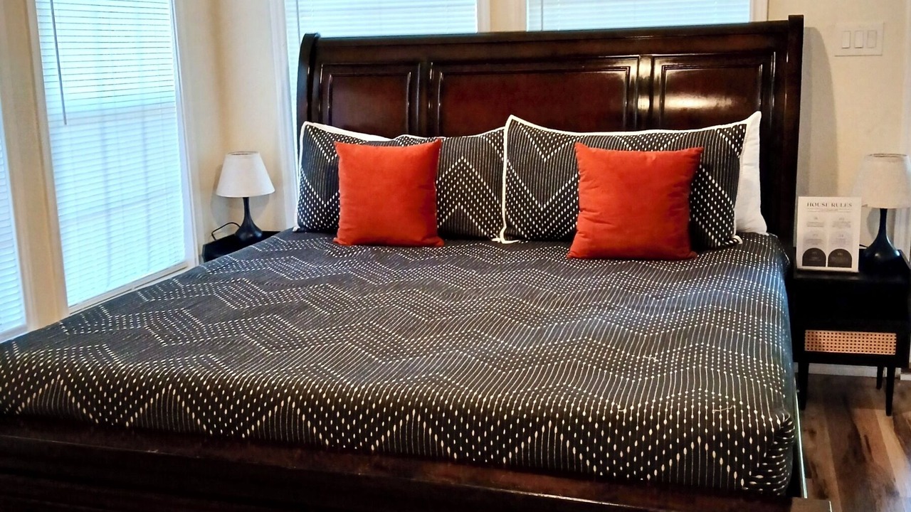 Photo of Bedroom in Weatherford