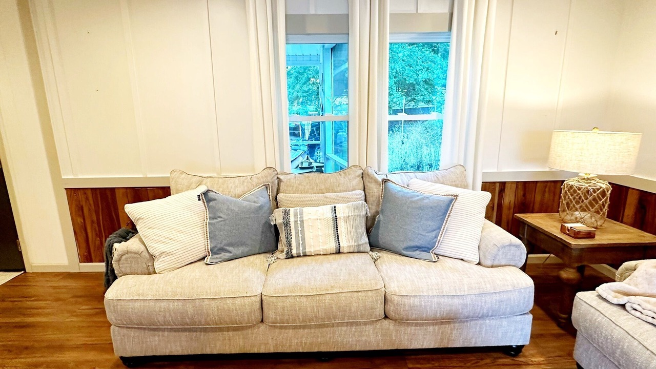 Photo of Livingroom in Milledgeville