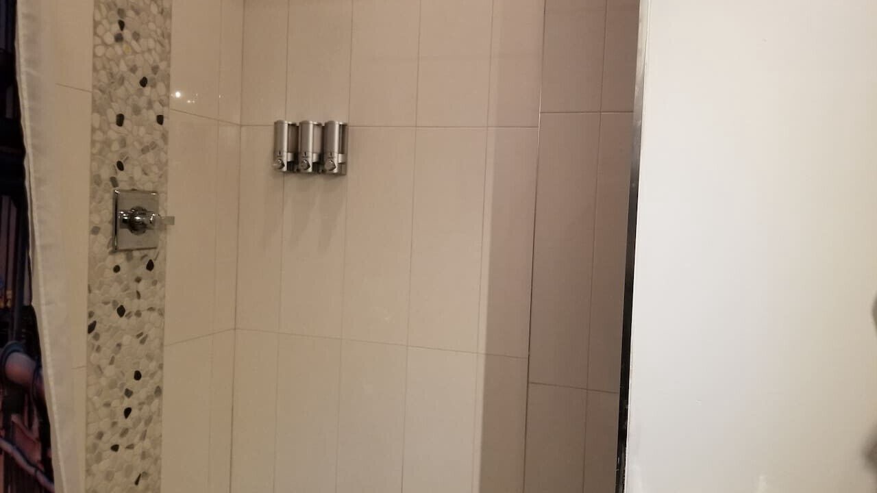 Photo of Bathroom in Old City