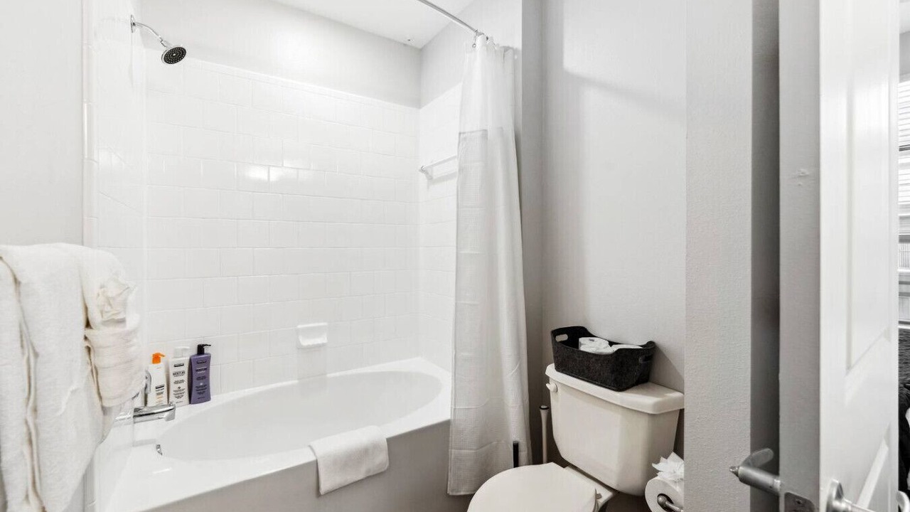 Photo of Bathroom in Deep Ellum
