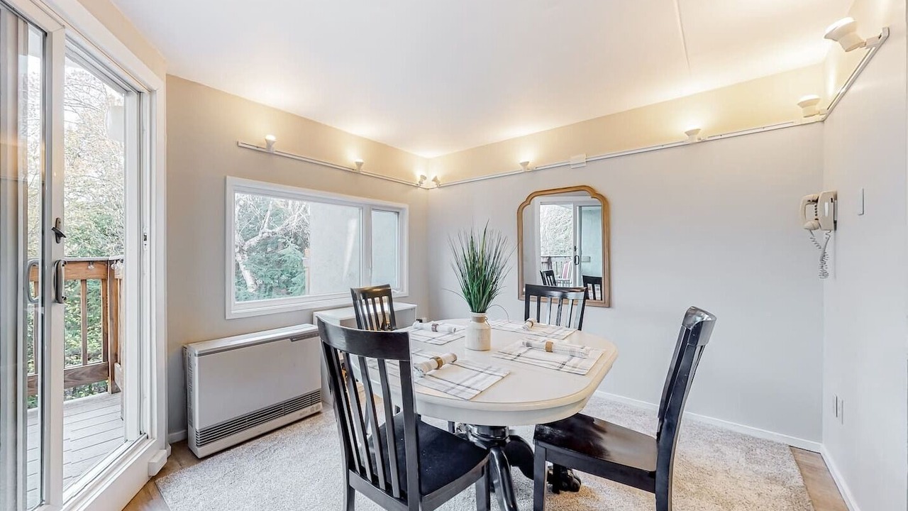 Photo of Others in Warren