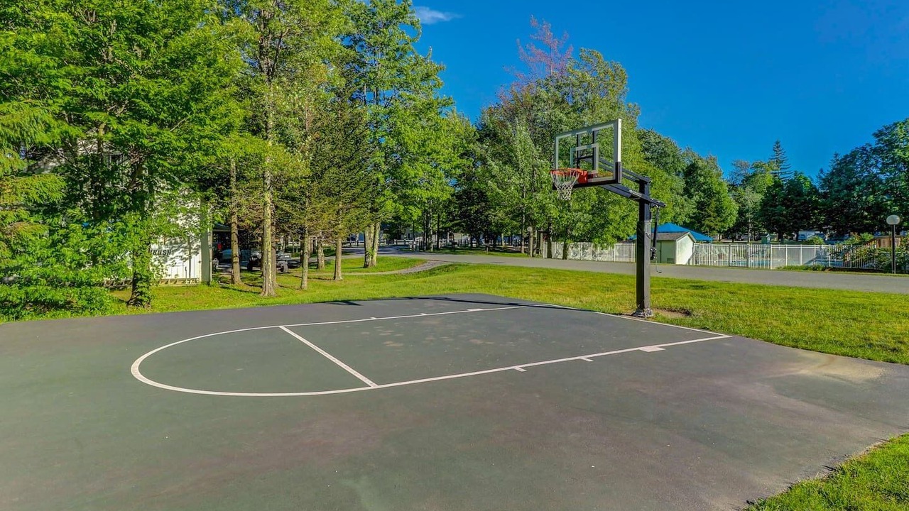 Photo of Others in Warren