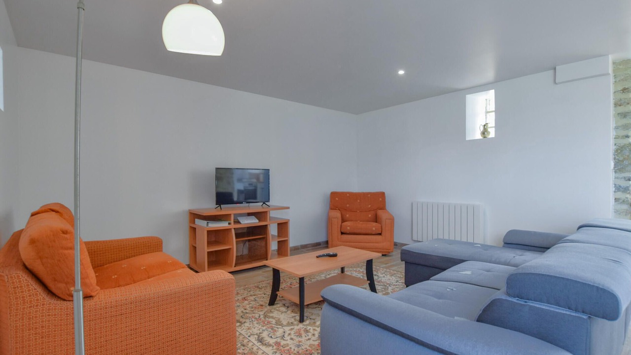 Photo of Bedroom in Saint-Germain-de-Tournebut