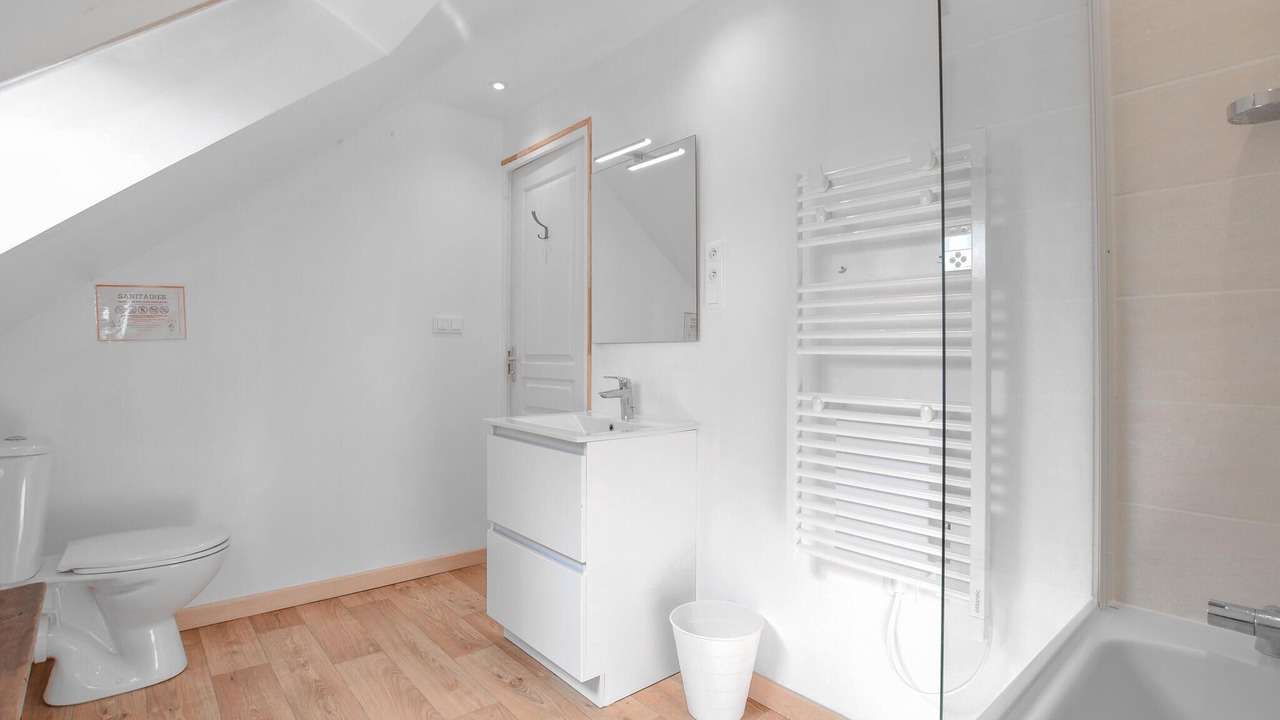 Photo of Bathroom in Saint-Germain-de-Tournebut