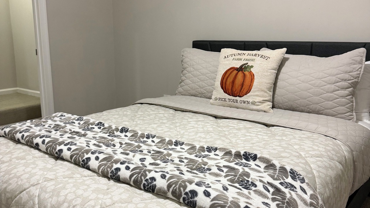 Photo of Bedroom in Calverton