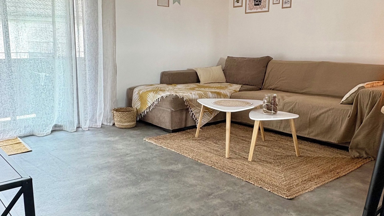 Photo of Livingroom in Le-Plessis-Trevise
