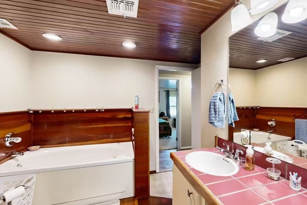 Photo of Bathroom in Longtown
