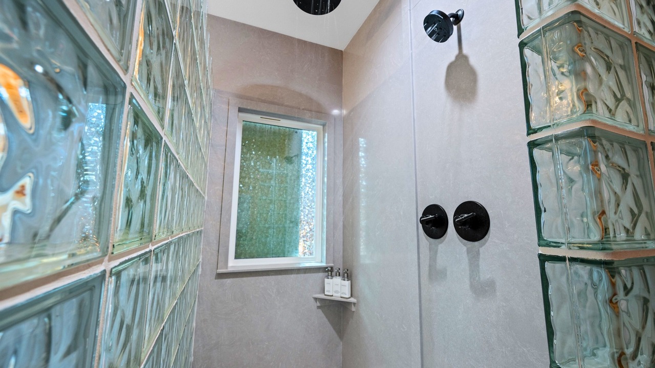 Photo of Bathroom in Golden