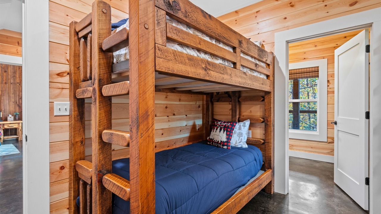 Photo of Bedroom in Golden