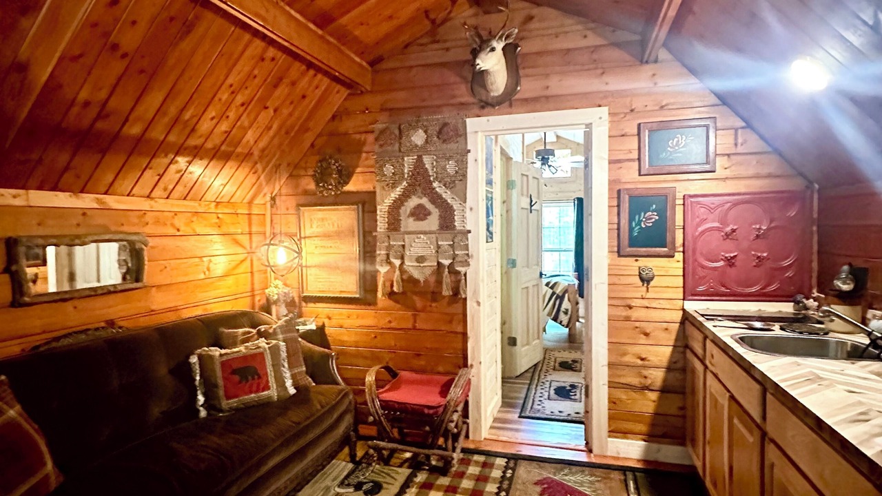 Photo of Livingroom in Cosby