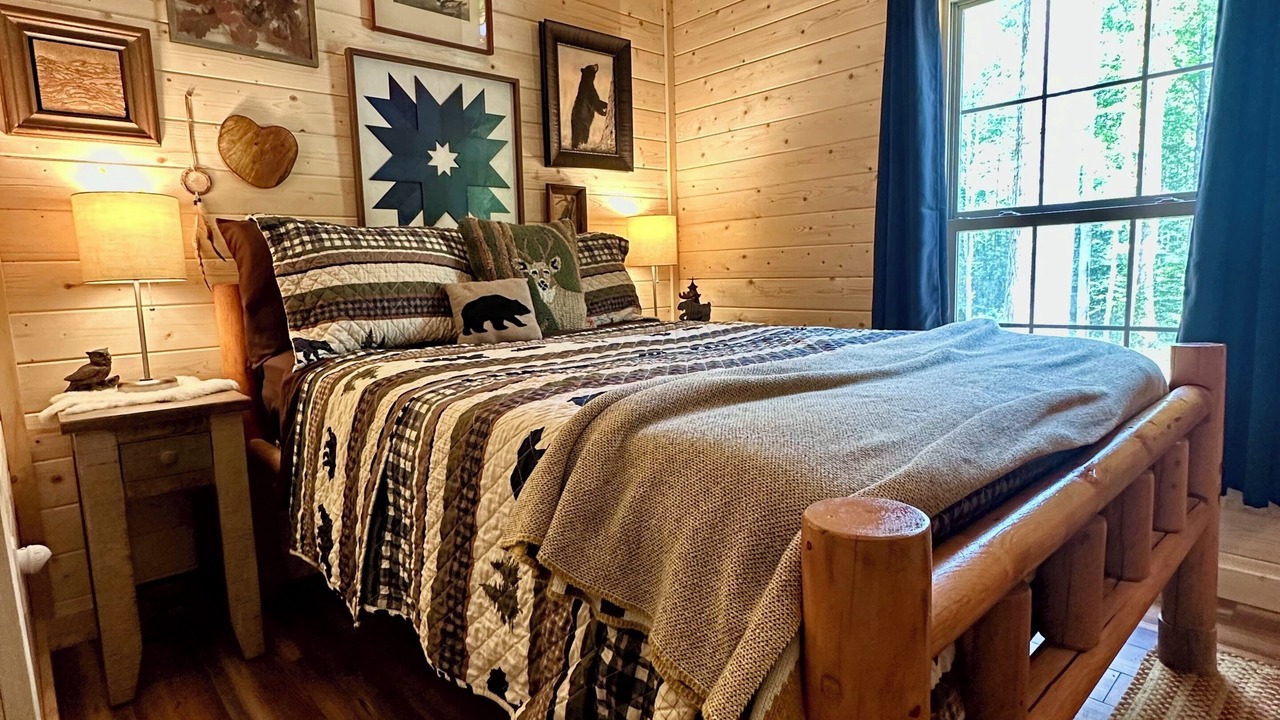 Photo of Bedroom in Cosby