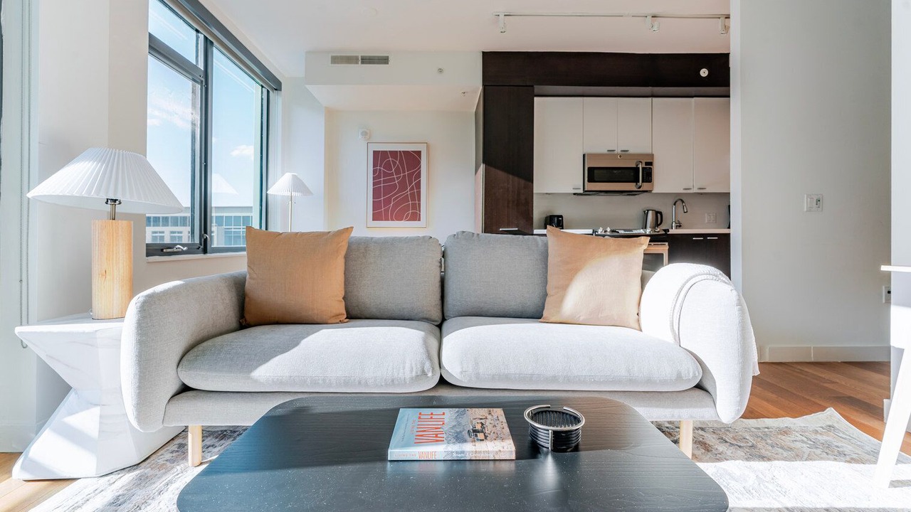 Photo of Livingroom in Navy Yard