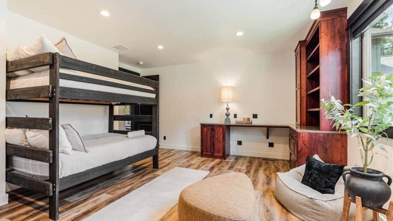 Photo of Bedroom in Sunriver