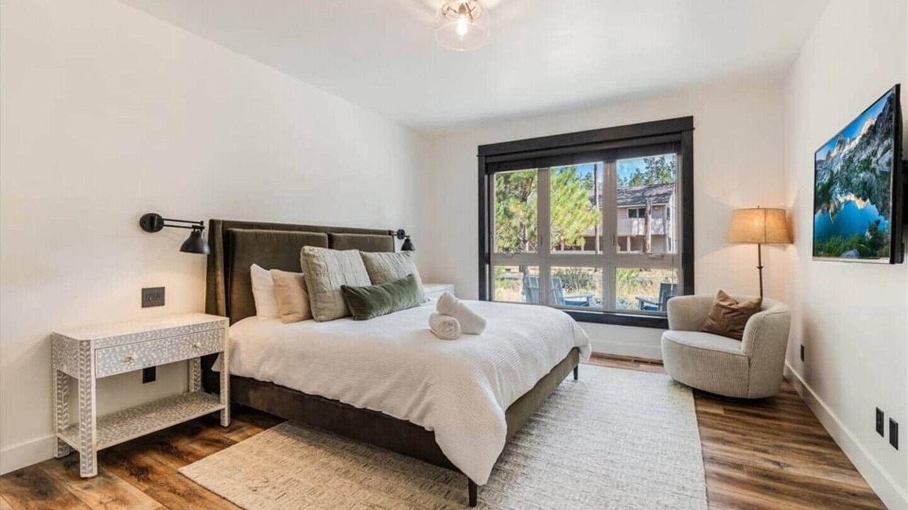 Photo of Bedroom in Sunriver