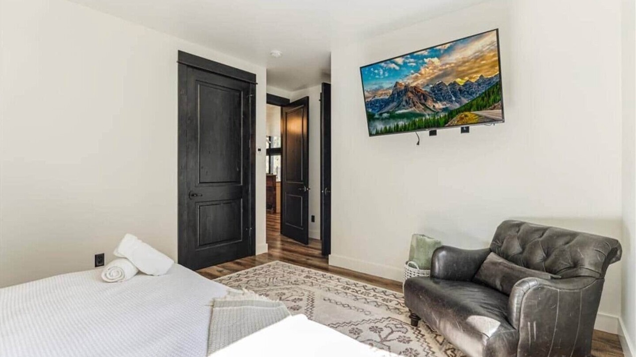 Photo of Bedroom in Sunriver