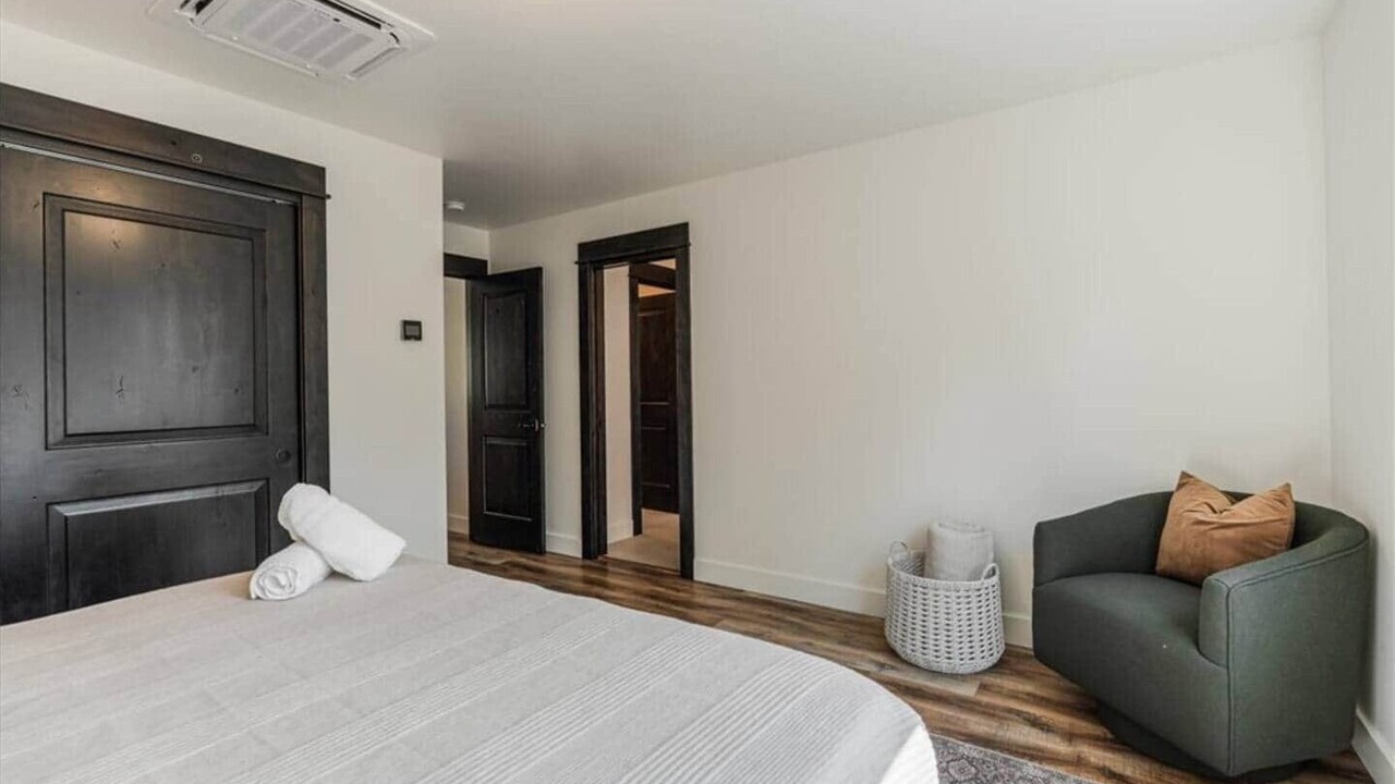 Photo of Bedroom in Sunriver