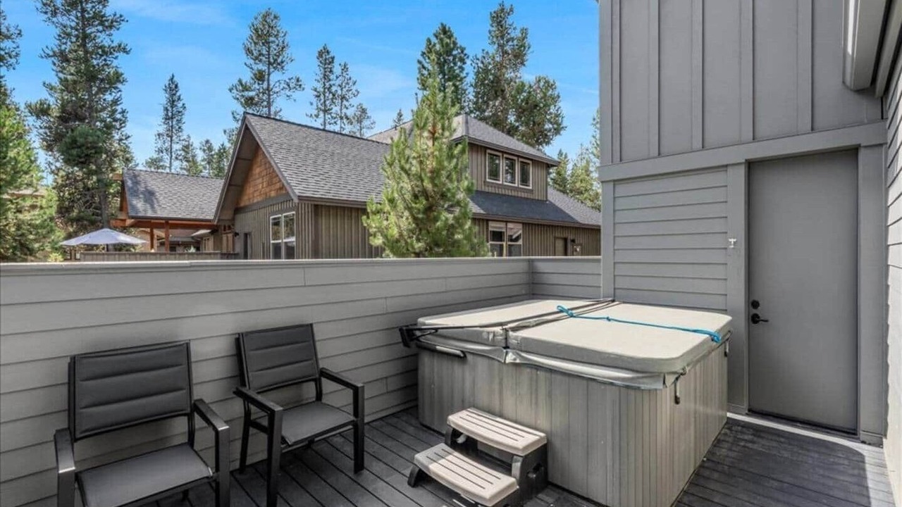 Photo of Patio Balcony in Sunriver