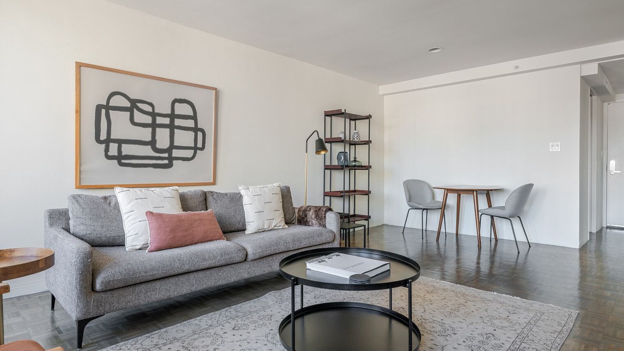 Photo of Livingroom in Prudential - St. Botolph