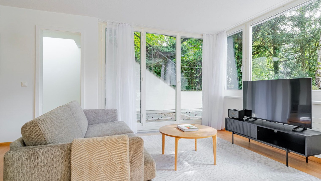 Photo of Livingroom in Hirslanden