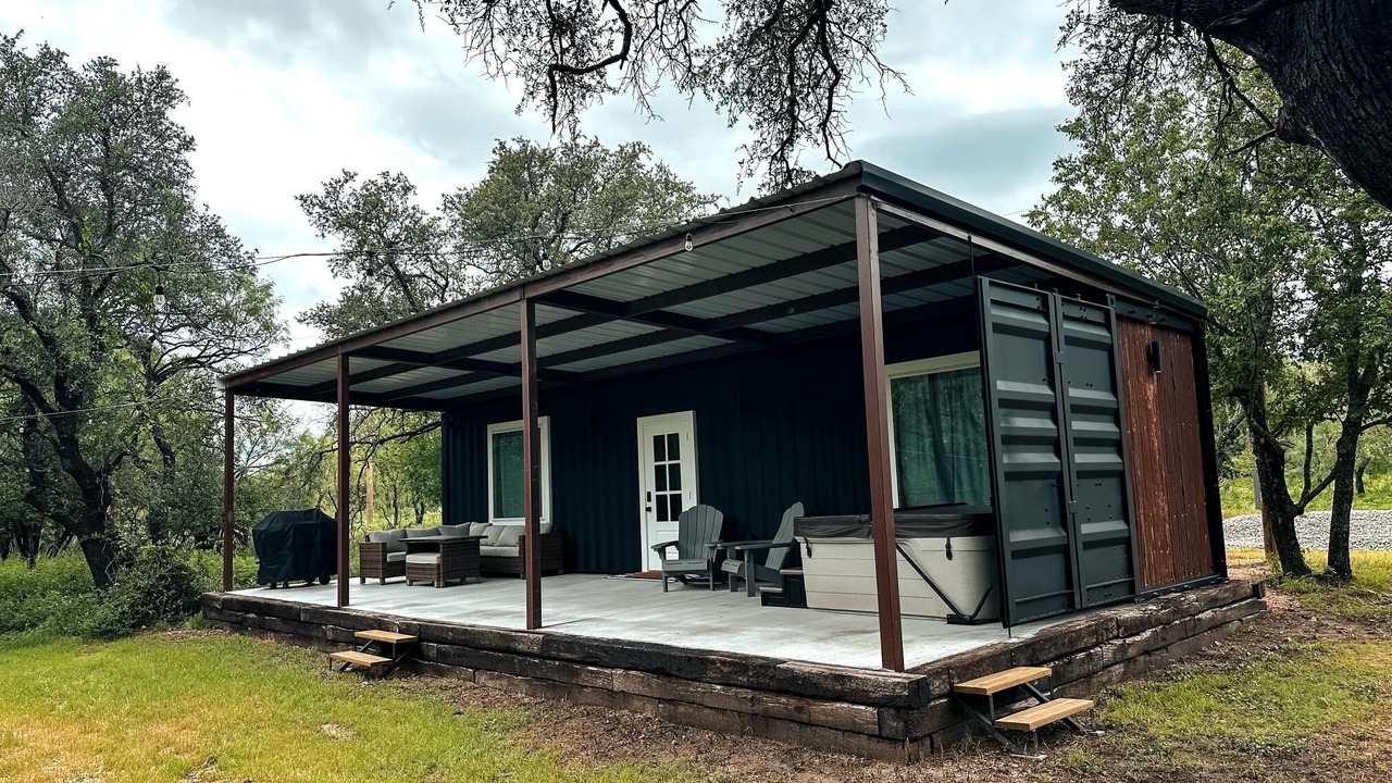 Photo of Outdoor in Early