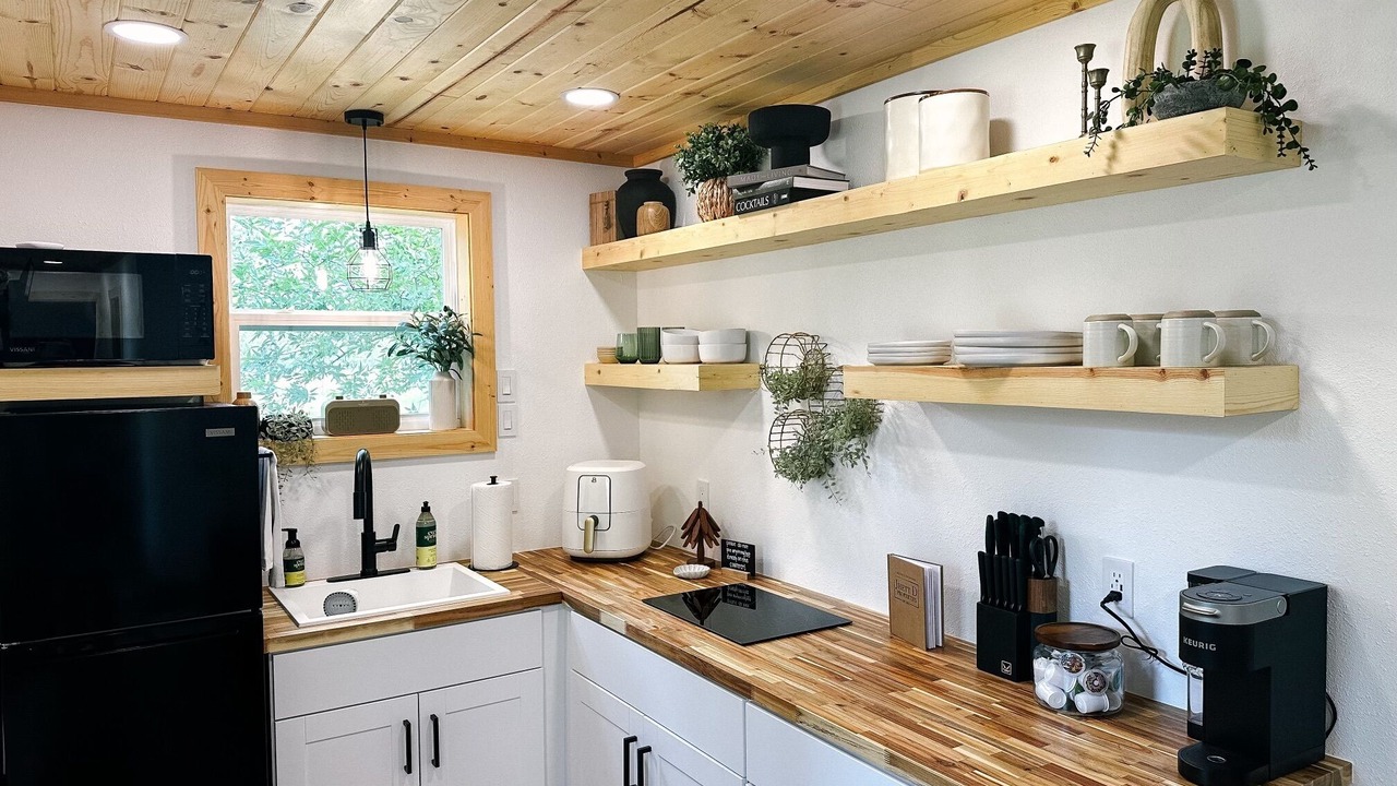 Photo of Kitchen in Early