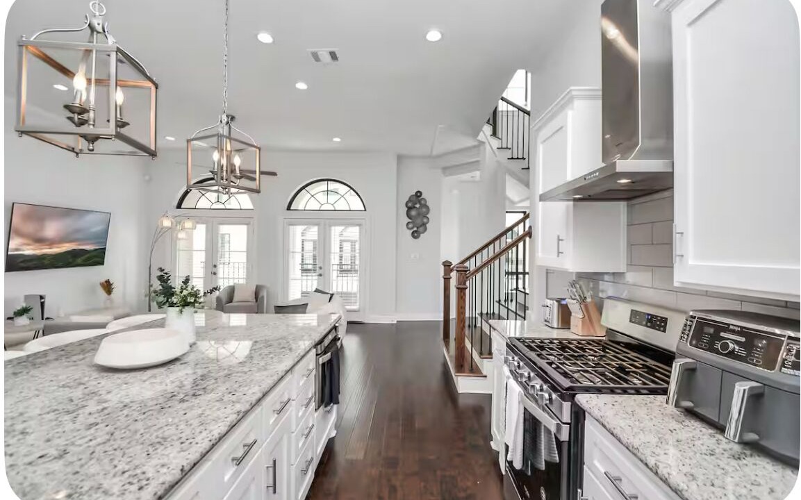 Photo of Kitchen in Woodlake - Briar Meadow