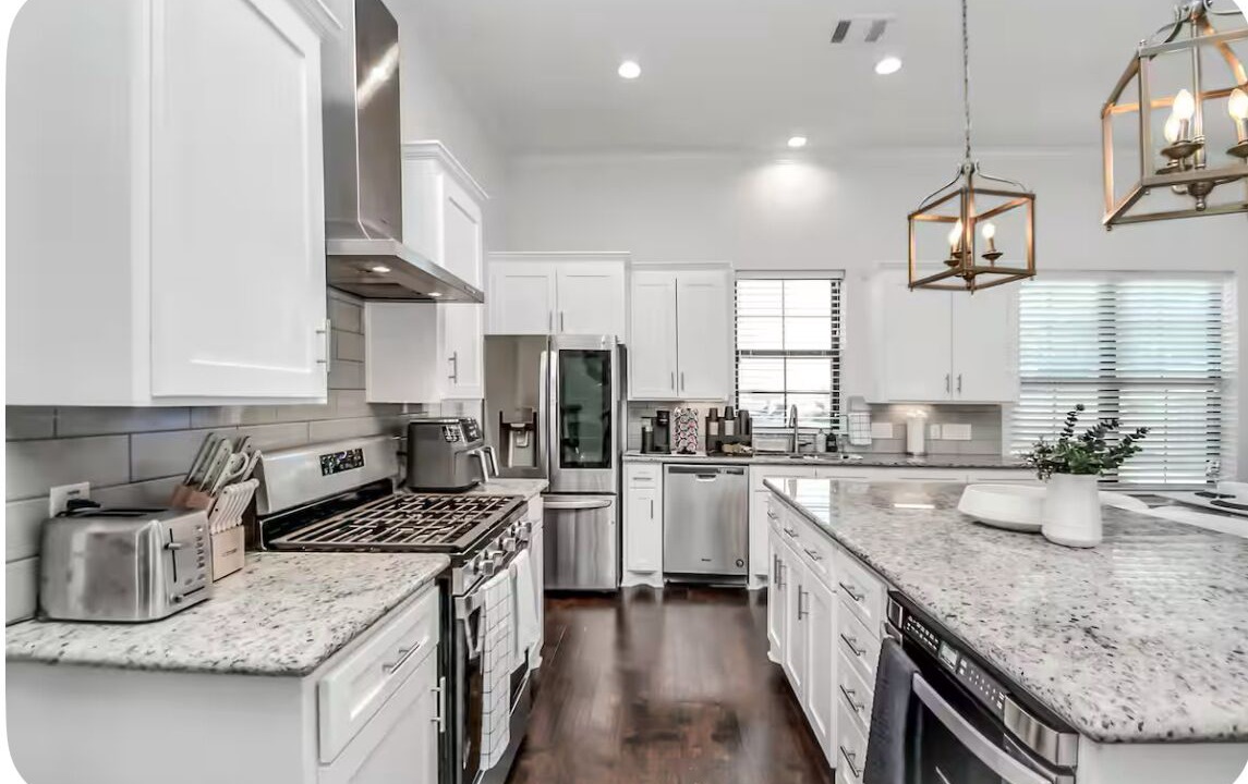 Photo of Kitchen in Woodlake - Briar Meadow