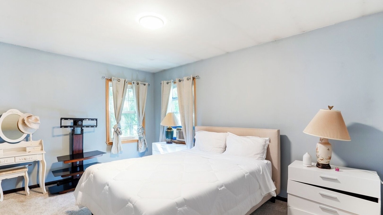 Photo of Bedroom in Wallkill