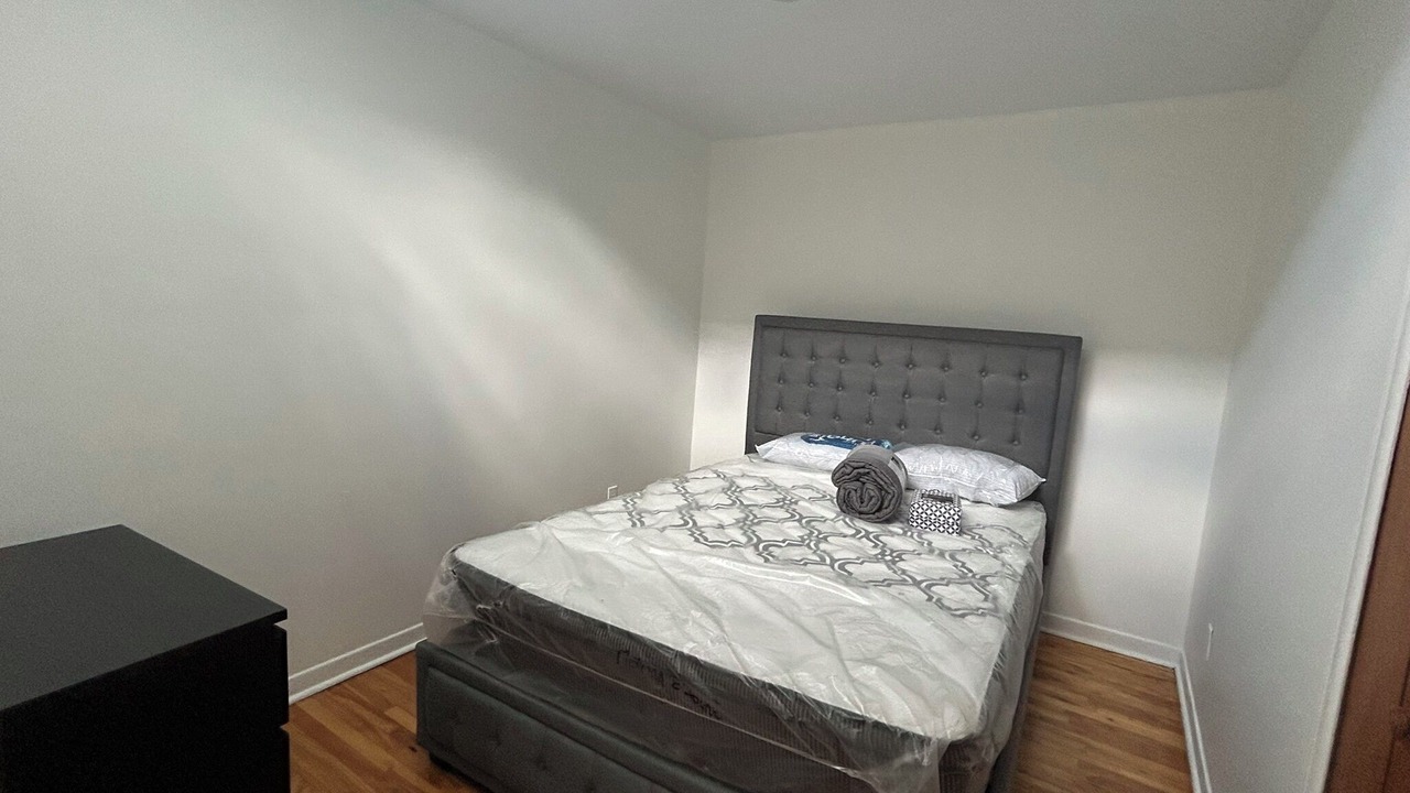 Photo of Bedroom in Lachine