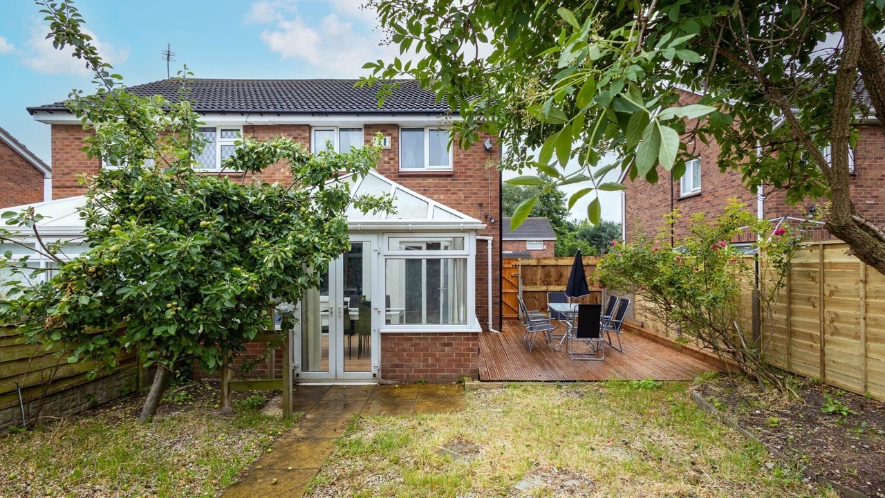 Photo of Others in Stanley