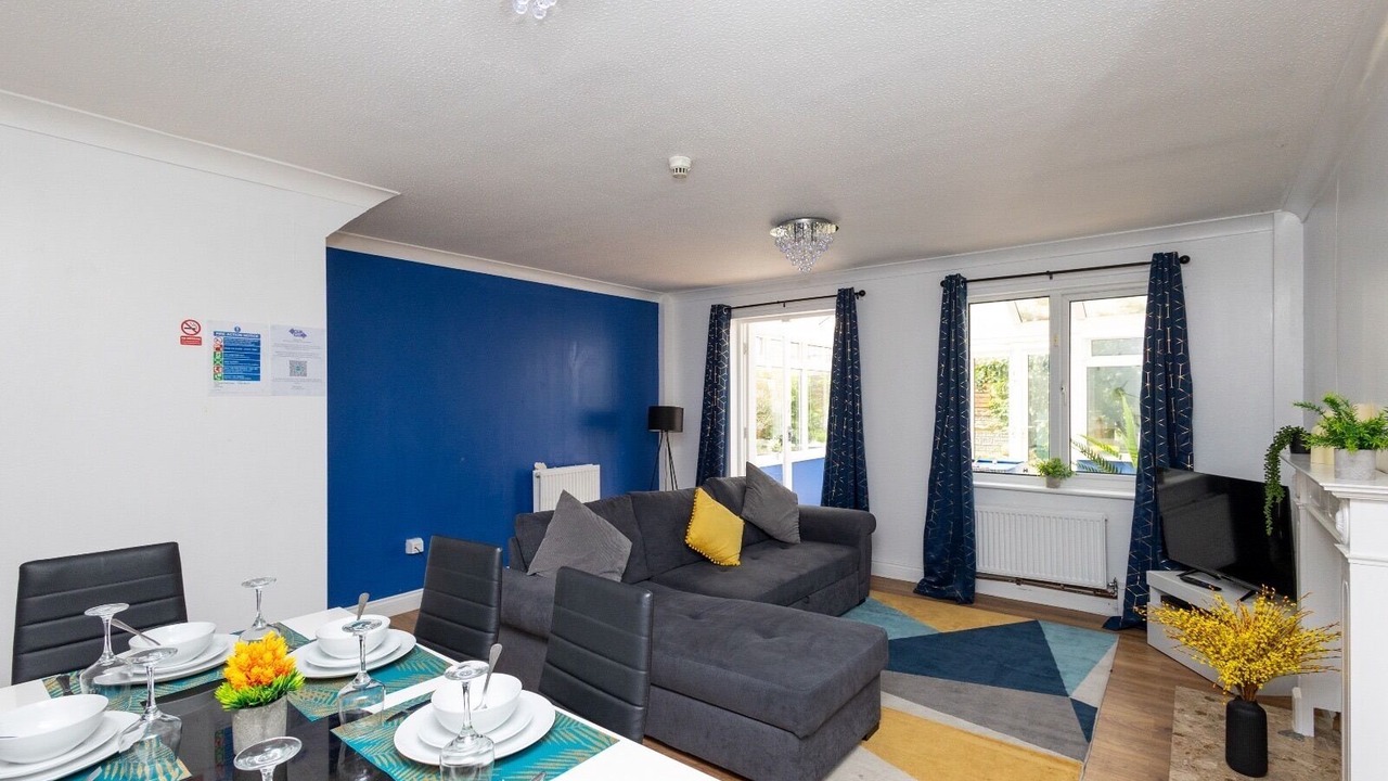 Photo of Others in Stanley