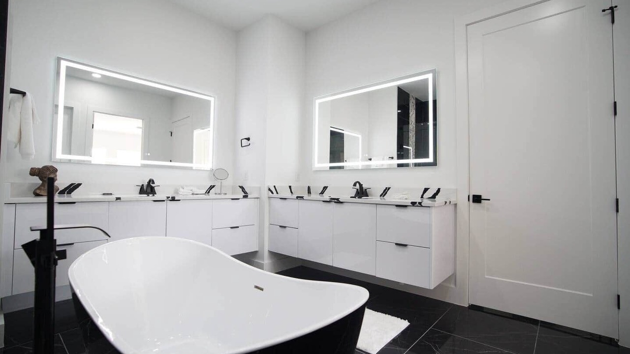 Photo of Bathroom in Old East Dallas