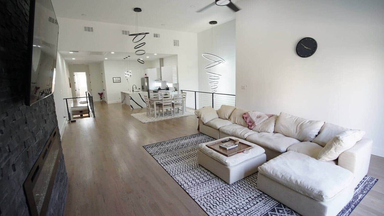 Photo of Livingroom in Old East Dallas