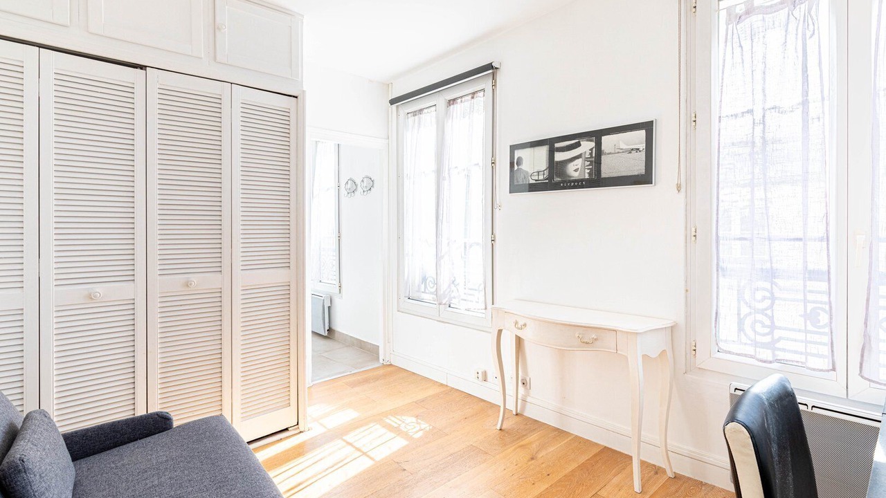 Photo of Livingroom in Arts-et-Metiers