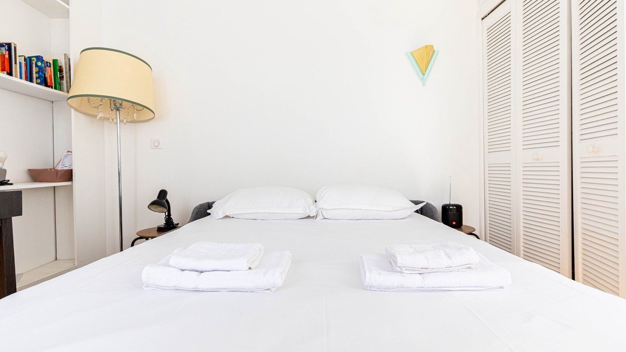 Photo of Bedroom in Arts-et-Metiers