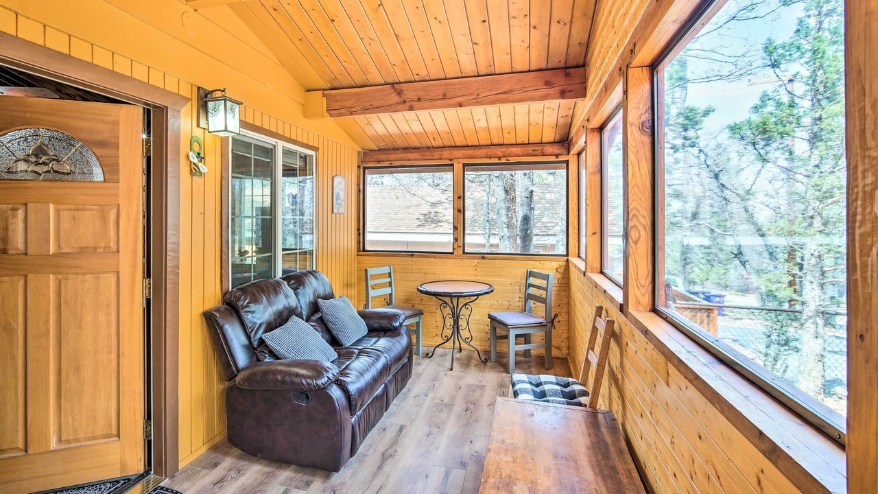 Photo of Livingroom in Sugarloaf