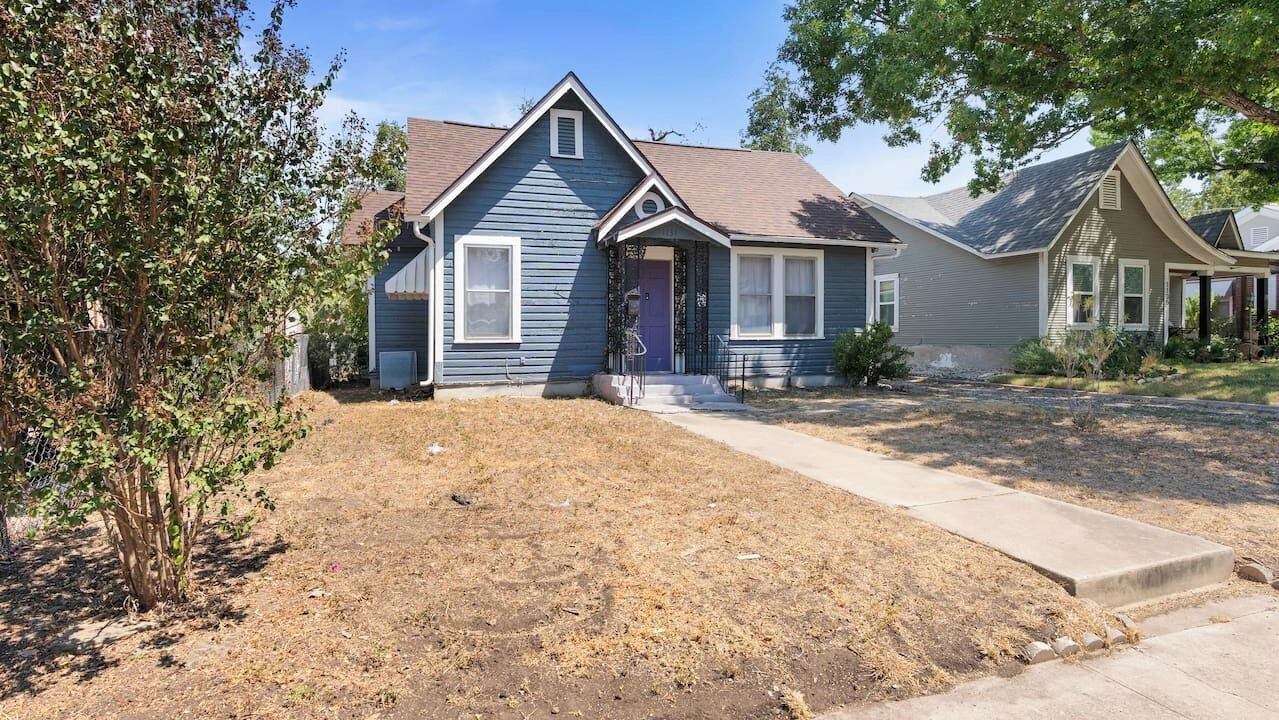 Photo of Outdoor in Highland Park