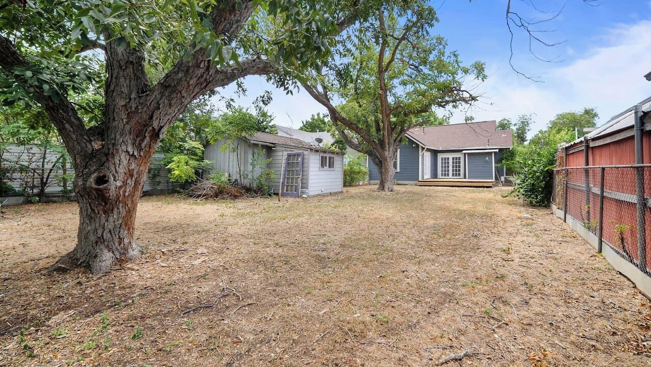 Photo of Outdoor in Highland Park