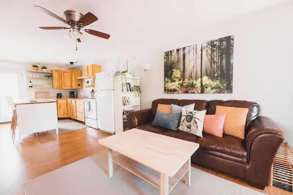 Photo of Livingroom in Lambton Shores